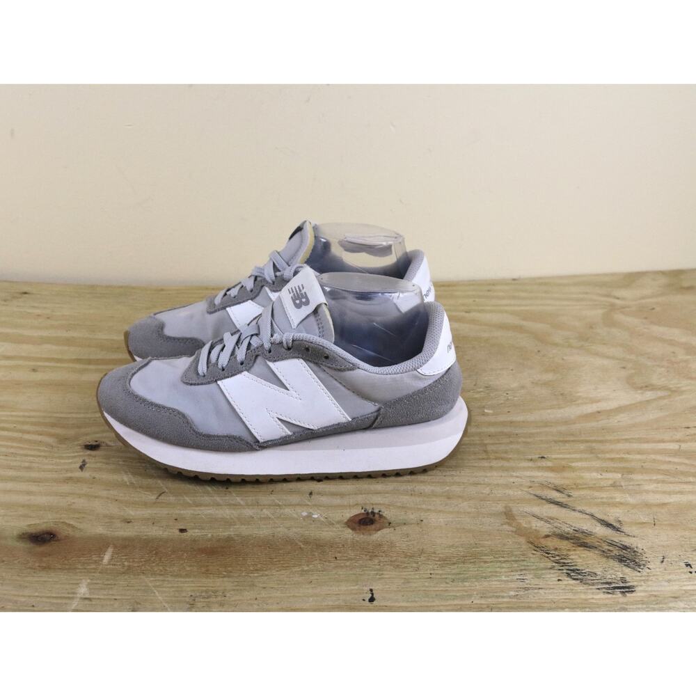 New Balance Sneakers Womens 8B Gray White The Intelligent Choice 237